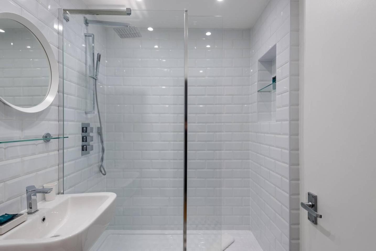 Апартаменты Guestready - 1Br Flat Ideally Located In Zone 2 Fits 3 Лондон Экстерьер фото